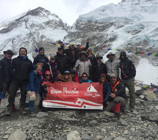 Une équipe d’alpinistes aguerris de la région font d’une pierre deux coups et mettent leur passion au service de la philanthropie